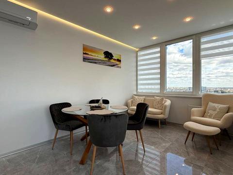 квартира за адресою В'ячеслава Чорновола просп. (), 77