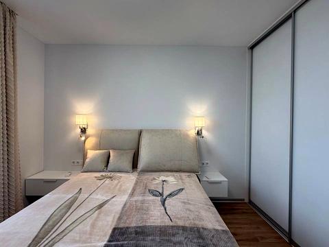 квартира за адресою В'ячеслава Чорновола просп. (), 77