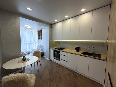 квартира за адресою Миру вул., 7