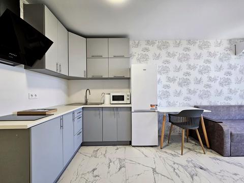 квартира за адресою Олега Мудрака вул. (Генерала Наумова), 1-Б