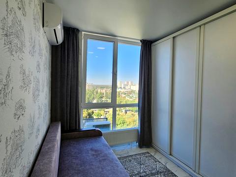 квартира за адресою Олега Мудрака вул. (Генерала Наумова), 1-Б