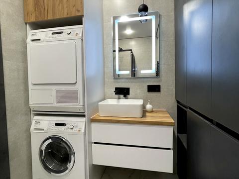 квартира за адресою Залізнична вул., 9