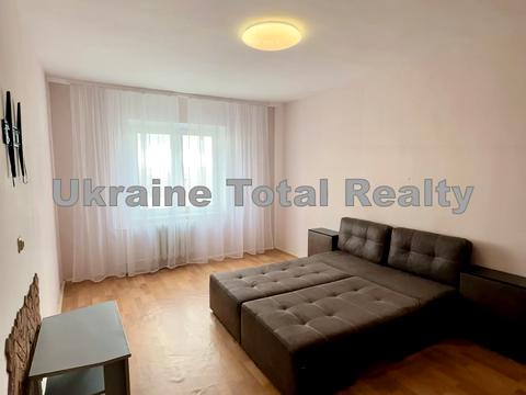 квартира за адресою Милославська вул., 32/51а