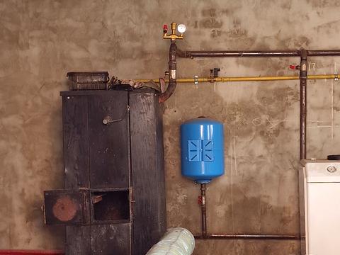 коммерческая по адресу Богдана Хмельницького, 219