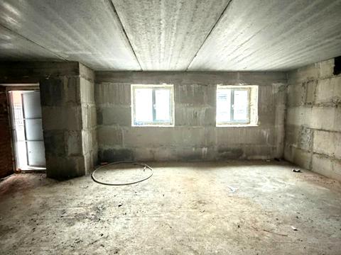 комерційна за адресою Інститутська вул., (Будинок)
