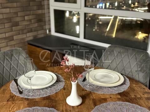 квартира по адресу Киев, Салютная ул., (Будинок 04401-04403)