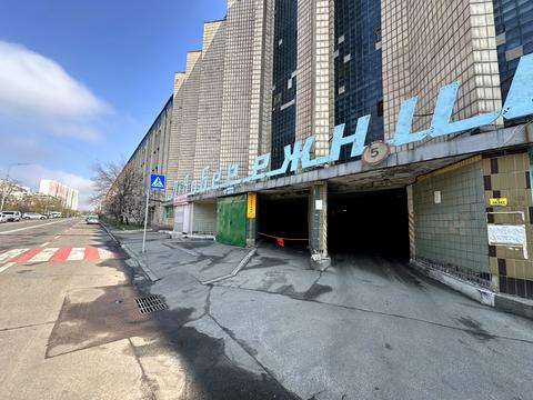 паркоместо по адресу Пантелеймона Кулиша ул. (Челябинская), 2