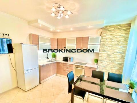 квартира за адресою Осіння вул., 33