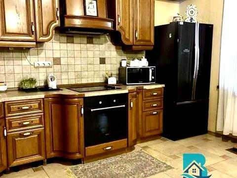 будинок за адресою 12-та Ентузіастів, 18