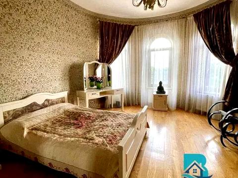 будинок за адресою 12-та Ентузіастів, 18