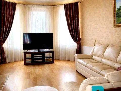 будинок за адресою 12-та Ентузіастів, 18