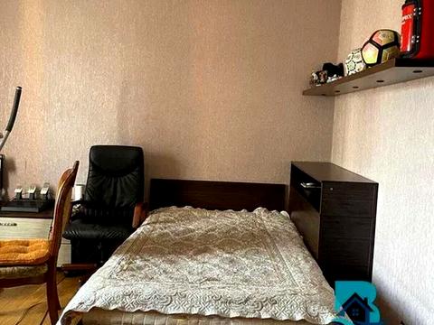 будинок за адресою 12-та Ентузіастів, 18