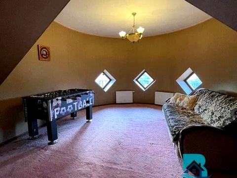 будинок за адресою 12-та Ентузіастів, 18