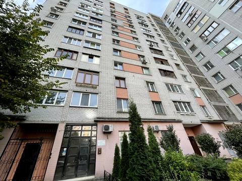 коммерческая по адресу Верховинца Василия ул., 10