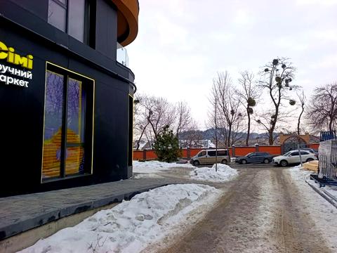 комерційна за адресою Клепарівська вул., 14