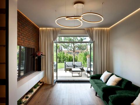 будинок за адресою Велика набережна вулиця