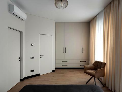 будинок за адресою Велика набережна вулиця