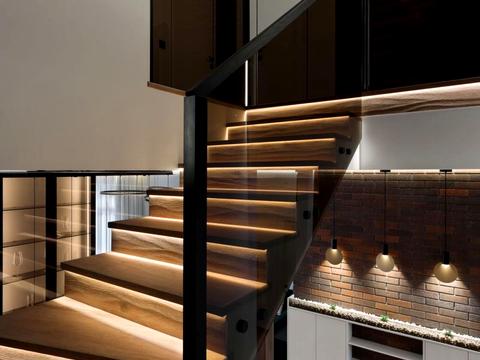 будинок за адресою Велика набережна вулиця