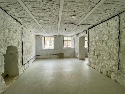 комерційна за адресою Тараса Шевченка вул., 11