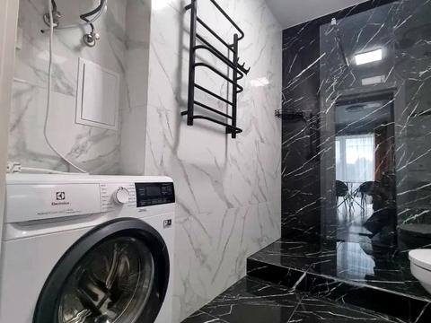 квартира по адресу Салютная ул., (Будинок 04701-04702)