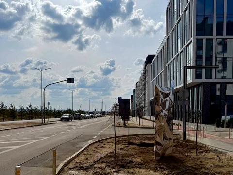 комерційна за адресою В'ячеслава Чорновола вул., (Будинок 37)