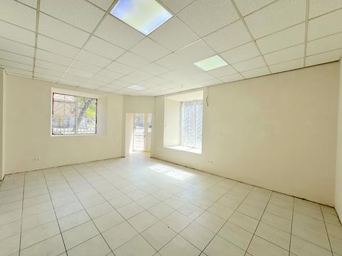 коммерческая по адресу Нежинская ул., 7