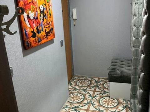 квартира по адресу Строителей ул., 12