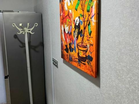 квартира по адресу Строителей ул., 12