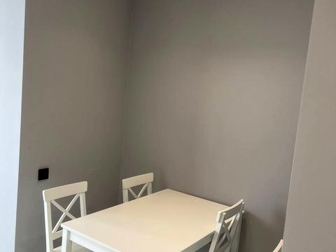 квартира за адресою Абрикосова вул., 3