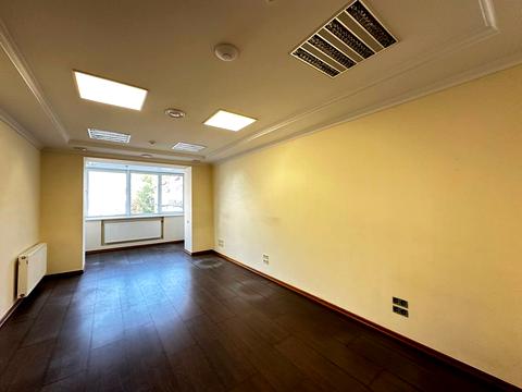 комерційна за адресою Михайлівський пров., 24