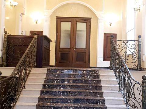 комерційна за адресою Михайлівський пров., 24