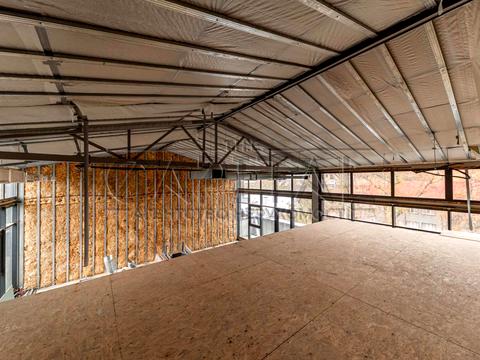 комерційна за адресою Болсуновська вул. (Сергія Струтинського), 1