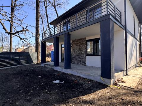 будинок за адресою Академіка Ромоданова вул. (Льва Толстого), 3