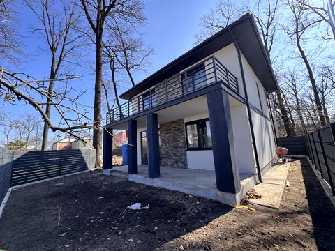 будинок за адресою Академіка Ромоданова вул. (Льва Толстого), 3