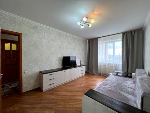 квартира за адресою Захисників України вул., 12