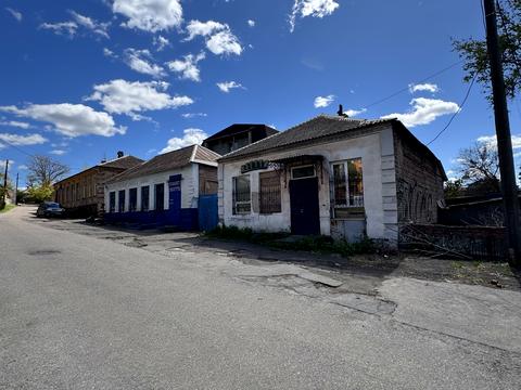 комерційна за адресою Глінки вул., 4б