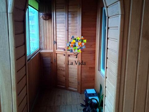 квартира за адресою Анни Ахматової вул., 43