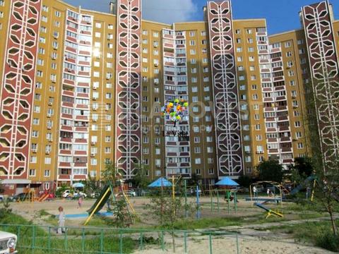 квартира за адресою Анни Ахматової вул., 43