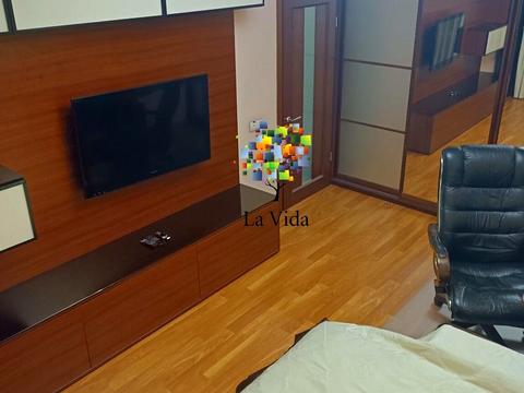 квартира за адресою Анни Ахматової вул., 43