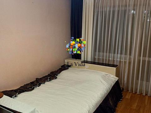 квартира за адресою Анни Ахматової вул., 43