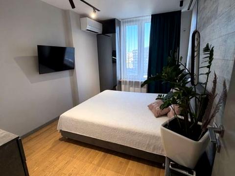 квартира за адресою Дніпровська набережна вул., 16-Д