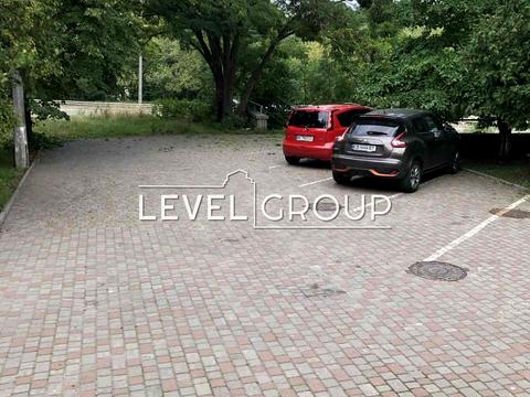 коммерческая по адресу Лукьяновская ул., 1