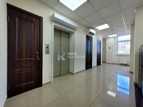 комерційна за адресою Спаська вул., 5