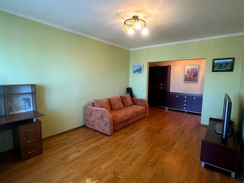 квартира за адресою Незалежності бульв. (50 років Жовтня), 17