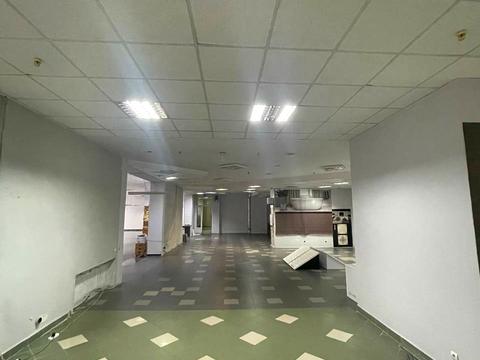 комерційна за адресою Робоча вул., 152