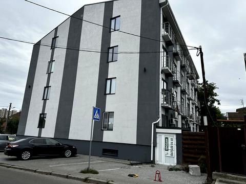 комерційна за адресою Осіння вул., 71