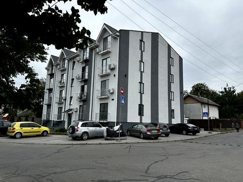 комерційна за адресою Осіння вул., 71