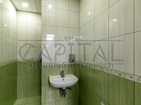 комерційна за адресою Ділова вул. (Димитрова), 4