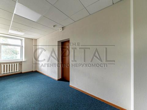 комерційна за адресою Ділова вул. (Димитрова), 4