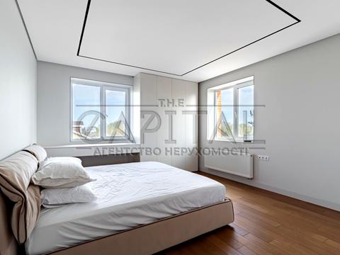 будинок за адресою с. Вишеньки, абрикосова, 1